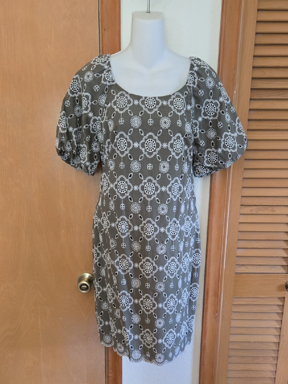 NEW Talbots Green White Eyelet Embroidered Dress 8